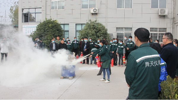 乐动（中国）加强安全意识，全体员工进行消防演练